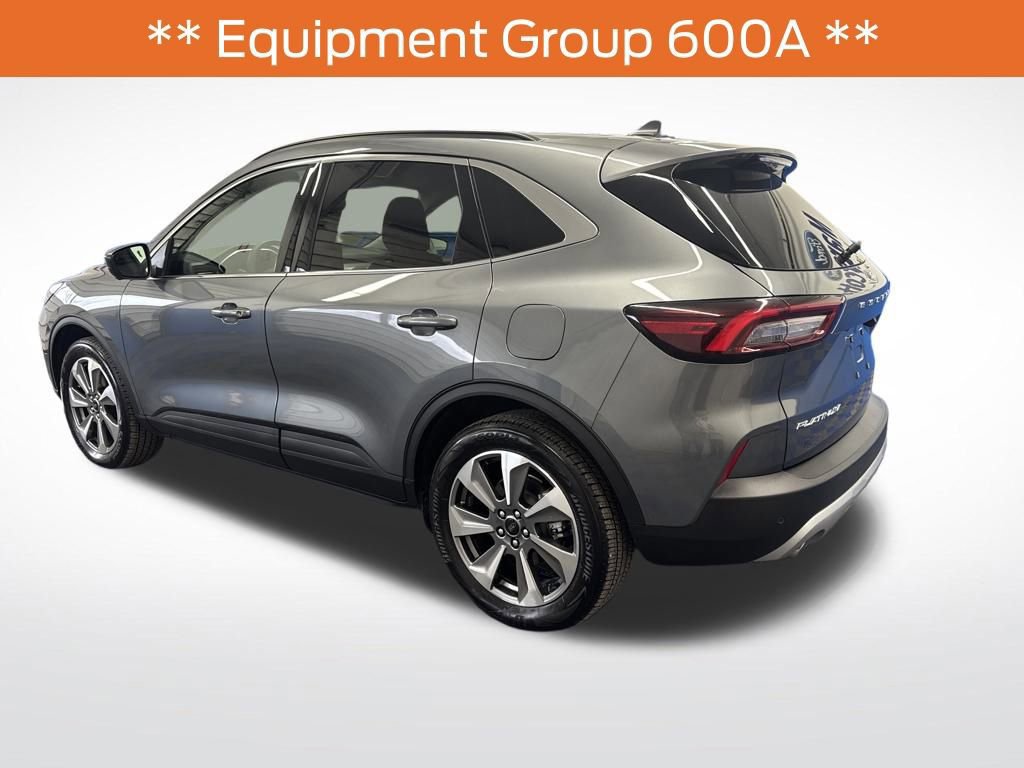 Certified 2025 Ford Escape Platinum w/ Premium Technology Package image 5