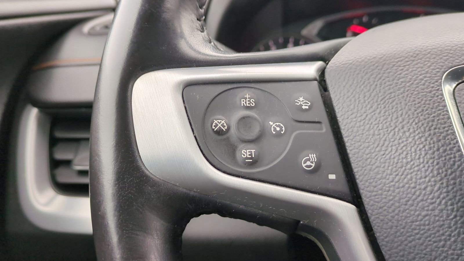 Used 2020 GMC Terrain SLT w/ Preferred Package image 24