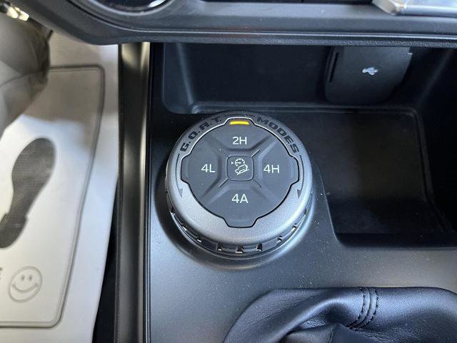 Certified 2025 Ford Bronco Heritage Edition AWD/4WD image 20