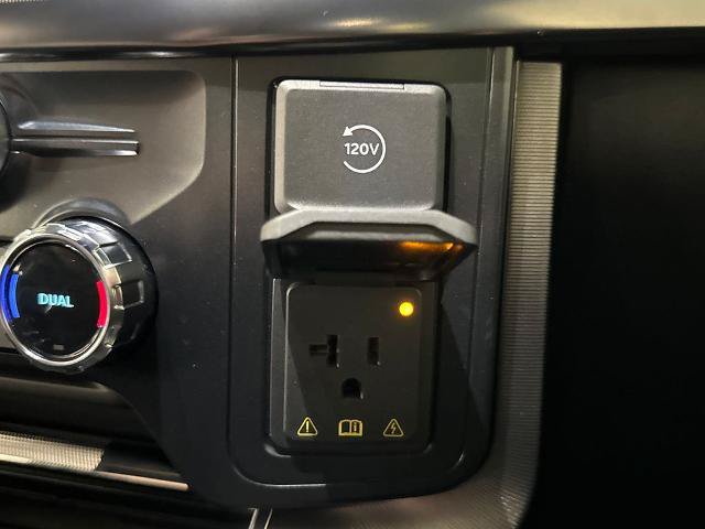Certified 2025 Ford F150 Platinum AWD/4WD image 32