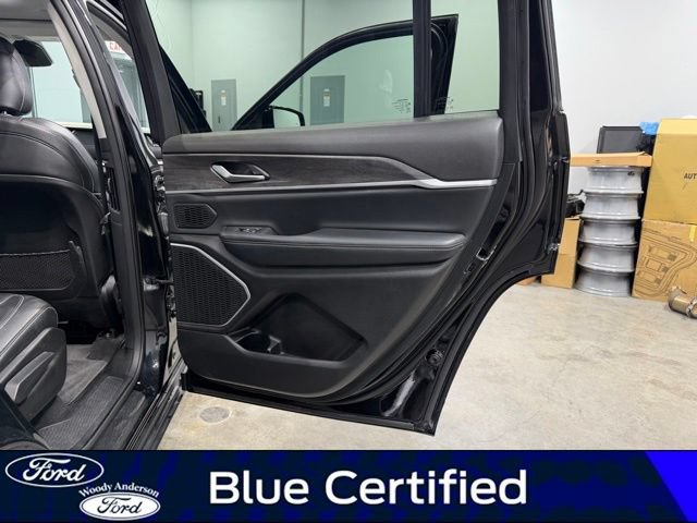Used 2022 Jeep Grand Cherokee L Limited w/ Trailer Tow Group (B) AWD/4WD image 25