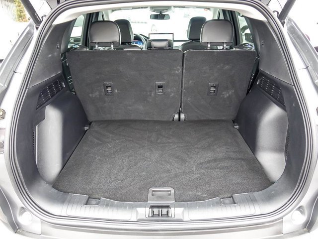 Certified 2025 Ford Escape Platinum AWD/4WD image 27