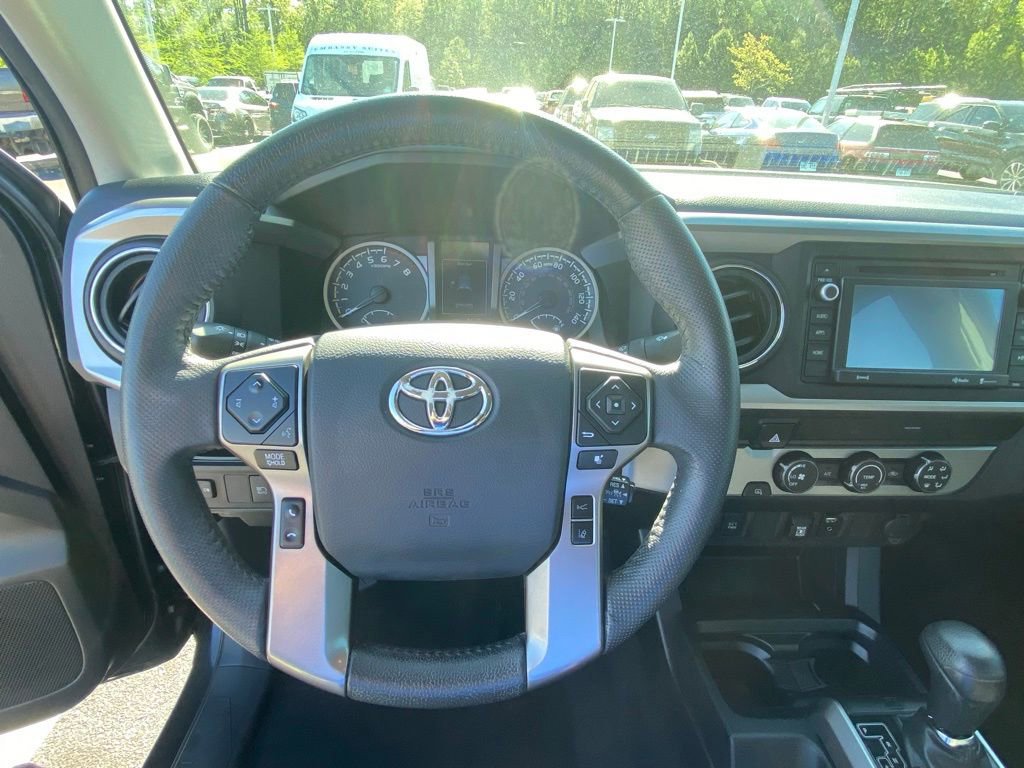 Used 2019 Toyota Tacoma SR5 RWD image 13