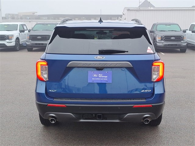 Certified 2022 Ford Explorer XLT w/ Equipment Group 202A image 4