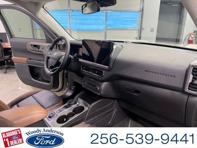 Certified 2025 Ford Bronco Sport Outer Banks w/ Outer Banks Tech Package+ AWD/4WD image 29