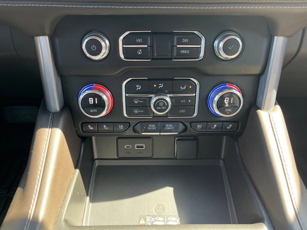 Used 2023 GMC Yukon SLT image 13