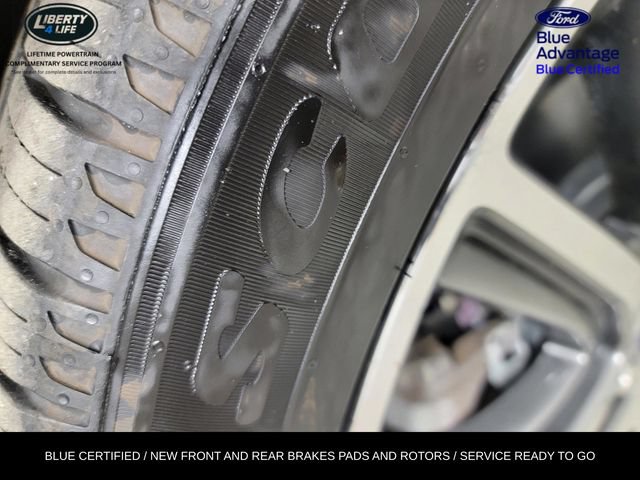 Certified 2019 Ford Edge Titanium w/ Equipment Group 301A AWD/4WD image 11