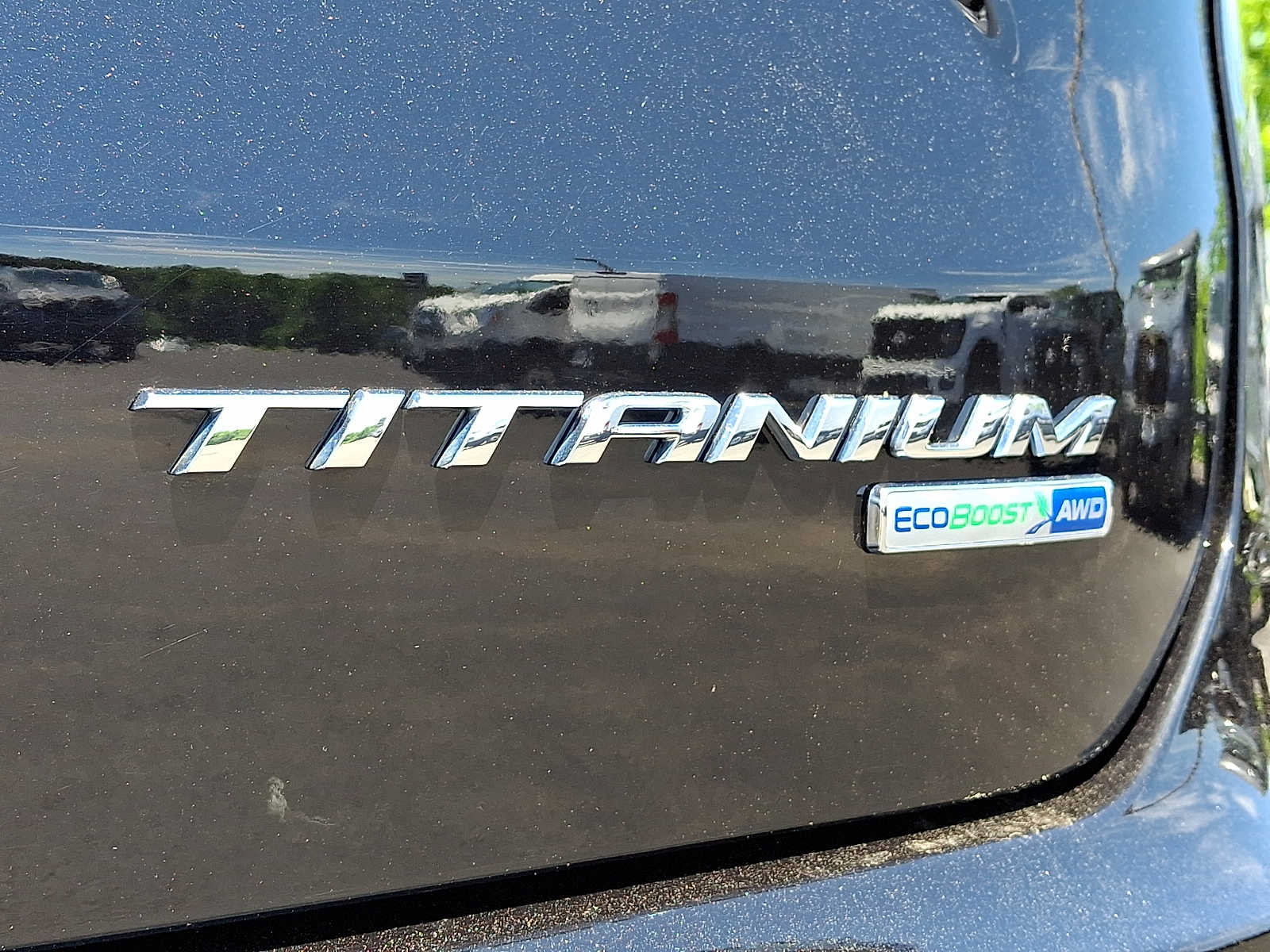 Certified 2020 Ford Edge Titanium w/ Equipment Group 301A AWD/4WD image 32