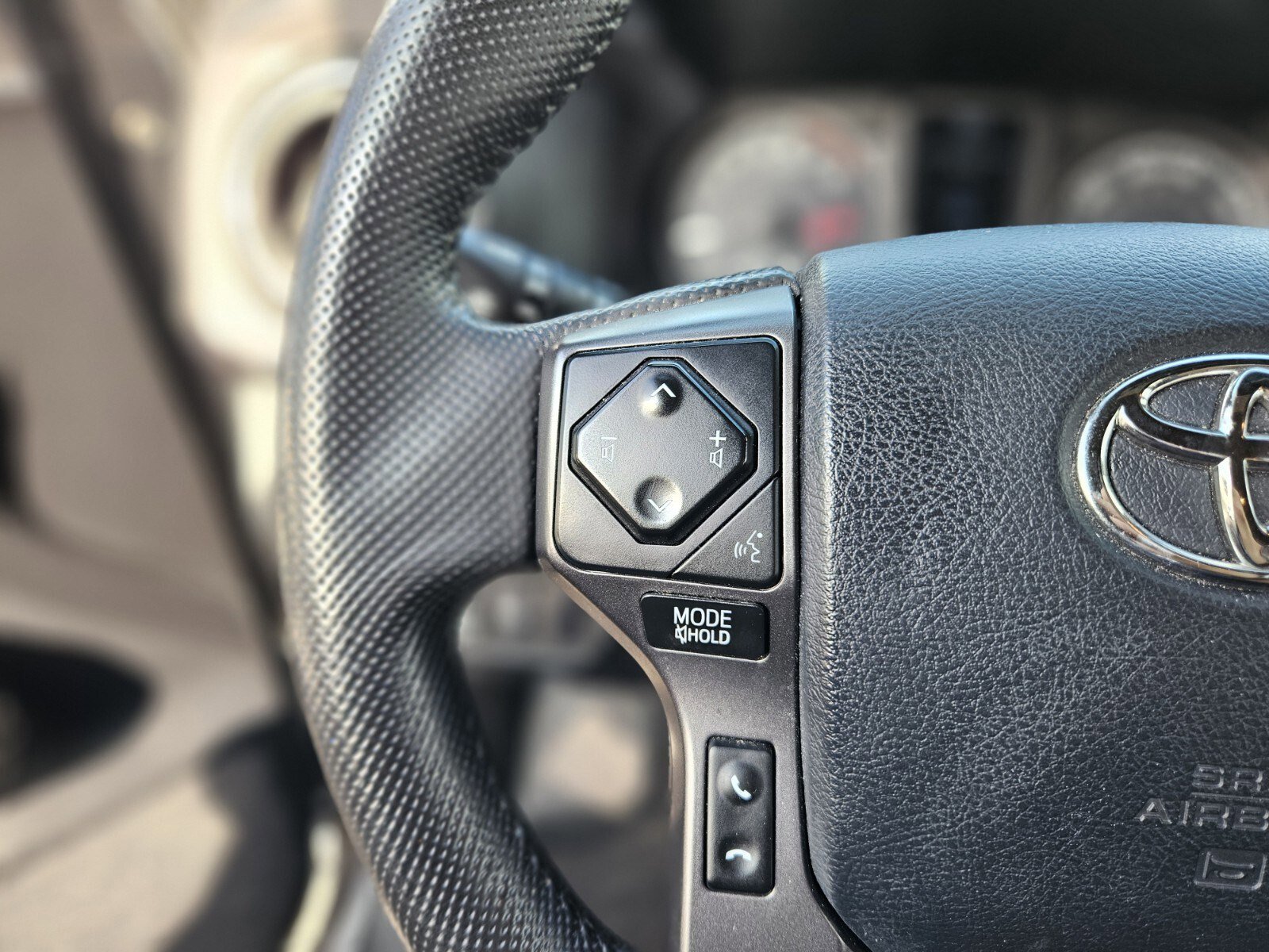 Used 2019 Toyota Tacoma SR5 image 28