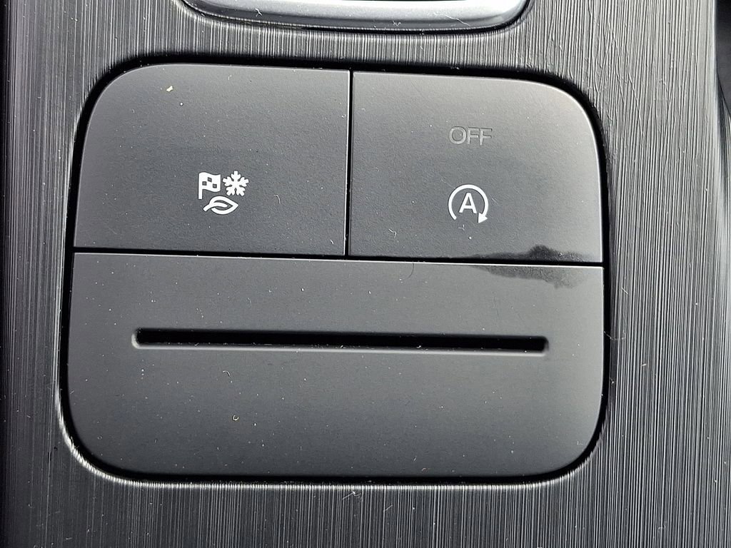 Certified 2023 Ford Escape Active AWD/4WD image 24