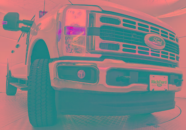 Certified 2025 Ford F250 XLT w/ FX4 Off-Road Package AWD/4WD image 22