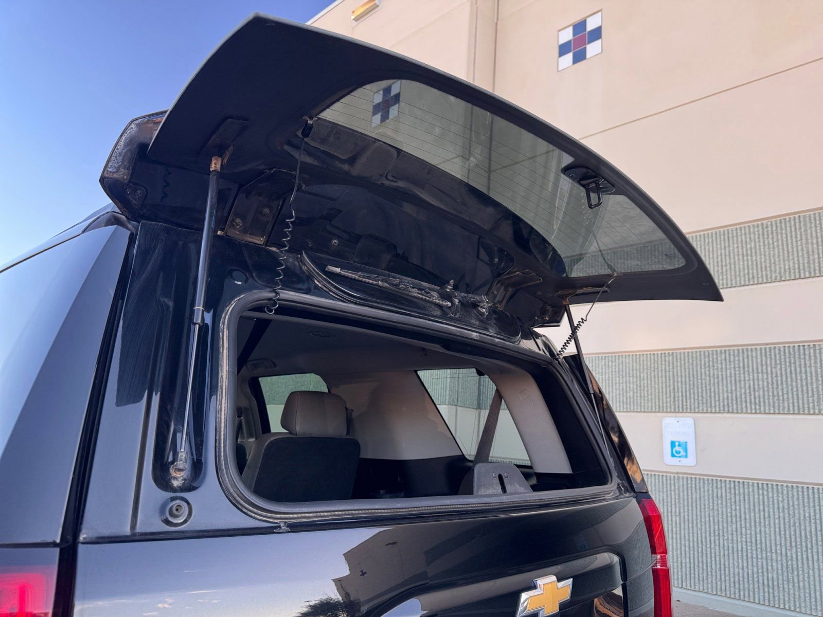 Used 2020 Chevrolet Tahoe LT image 17