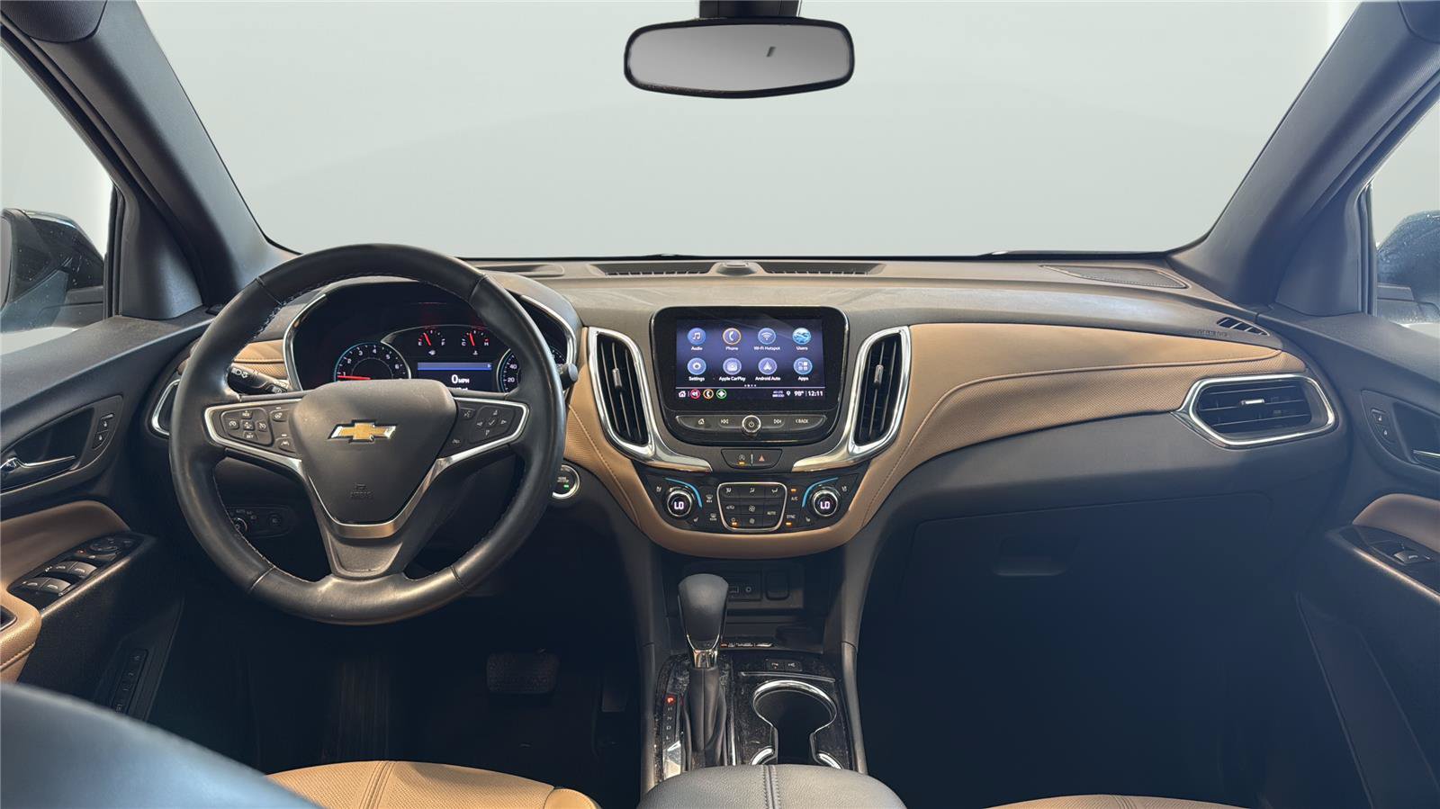 Used 2023 Chevrolet Equinox Premier AWD/4WD image 12