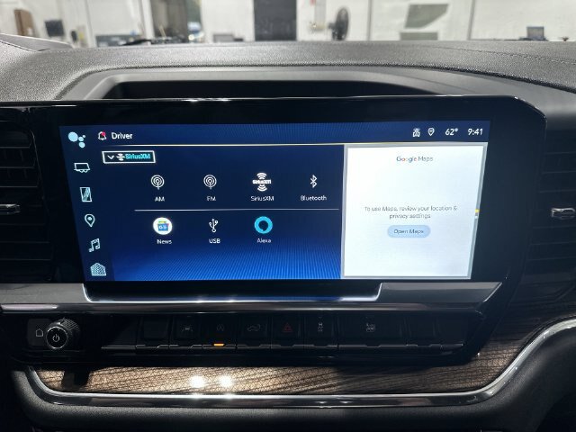 Used 2023 Chevrolet Silverado 1500 LT AWD/4WD image 16