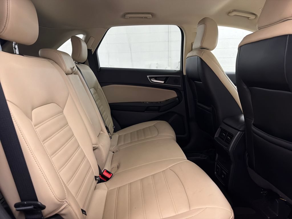 Certified 2020 Ford Edge SEL w/ Convenience Package FWD image 29