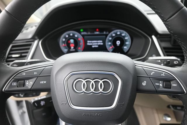 Used 2025 Audi Q5 Premium Plus w/ Premium Plus Package AWD/4WD image 13