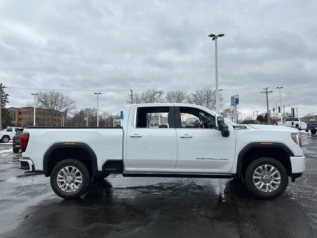 Used 2022 GMC Sierra 3500 Denali w/ Denali Ultimate Package image 8