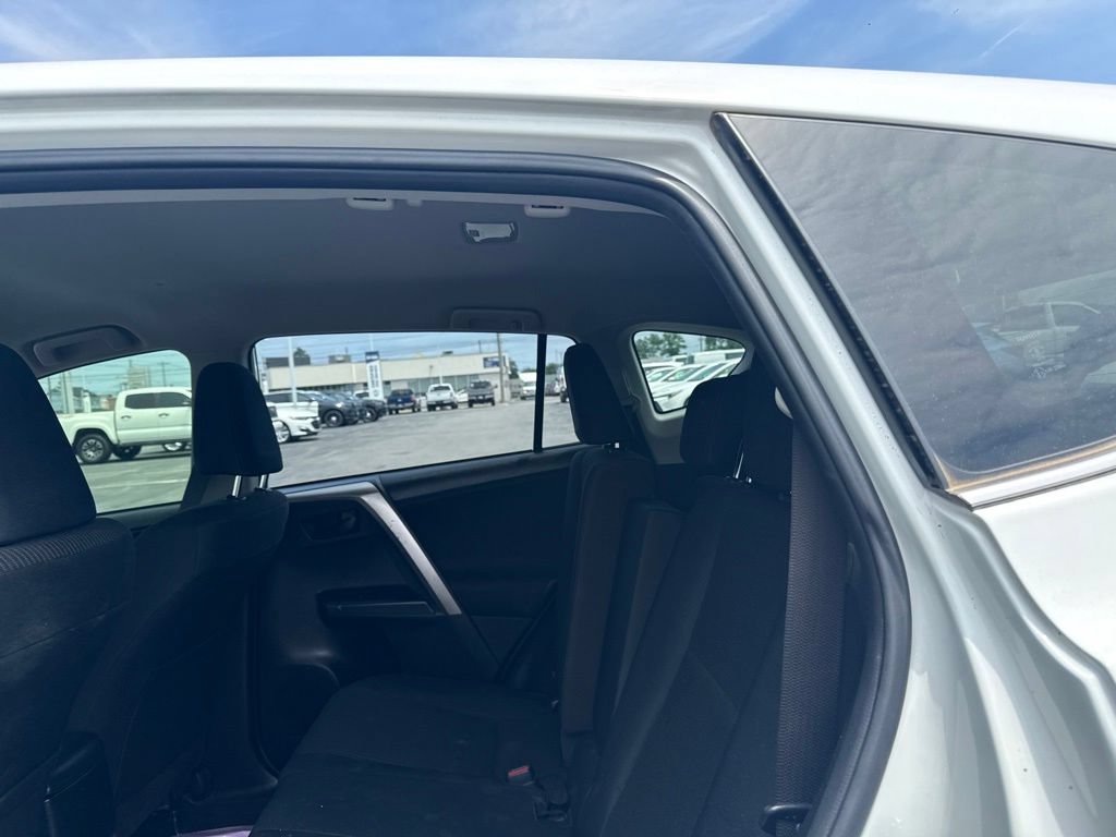 Used 2018 Toyota RAV4 LE w/ All Weather Liner Package AWD/4WD image 9