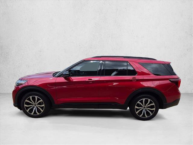 Certified 2025 Ford Explorer ST-Line w/ Premium Package RWD image 9