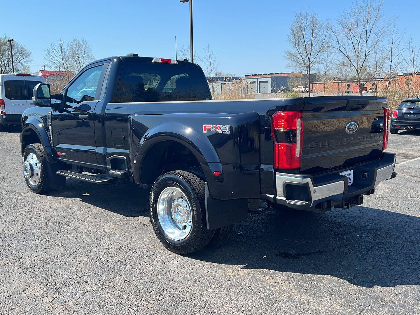 Certified 2025 Ford F450 XLT w/ 360-Degree Camera Package AWD/4WD image 4