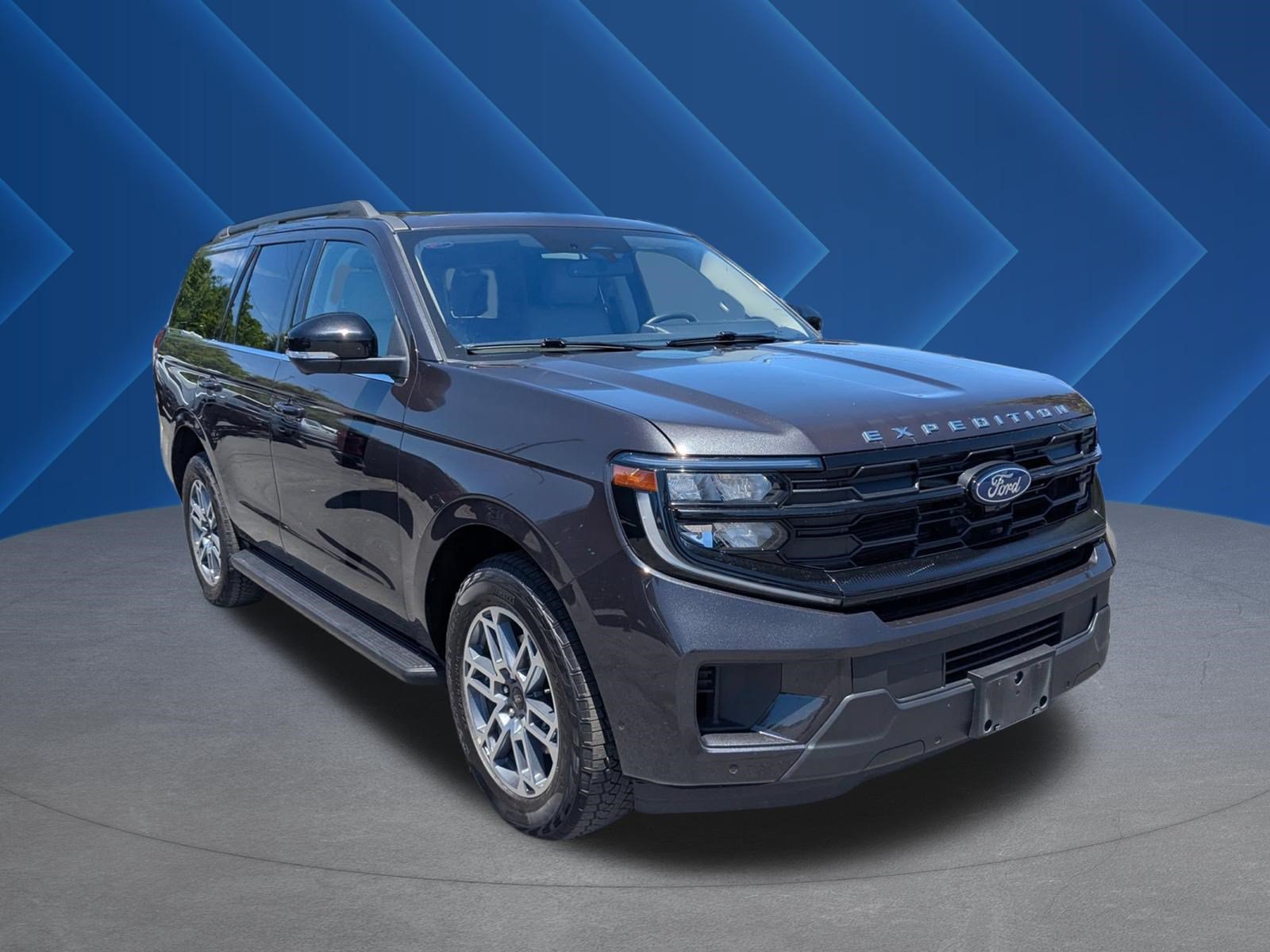 Certified 2025 Ford Expedition Active AWD/4WD image 1