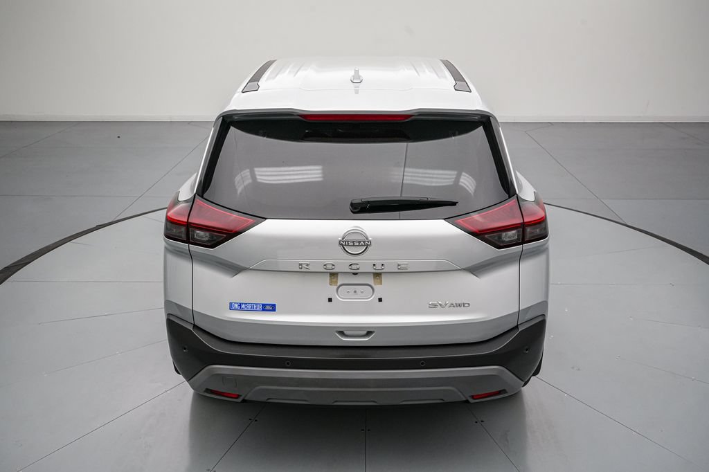 Used 2023 Nissan Rogue SV AWD/4WD image 5