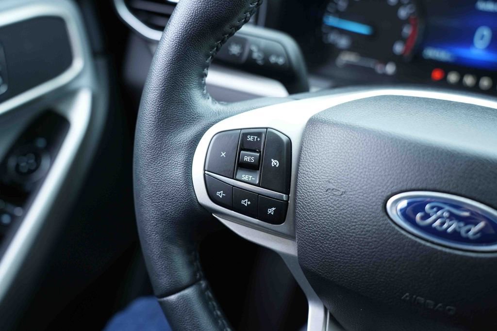 Certified 2023 Ford Explorer XLT w/ Equipment Group 202A image 41