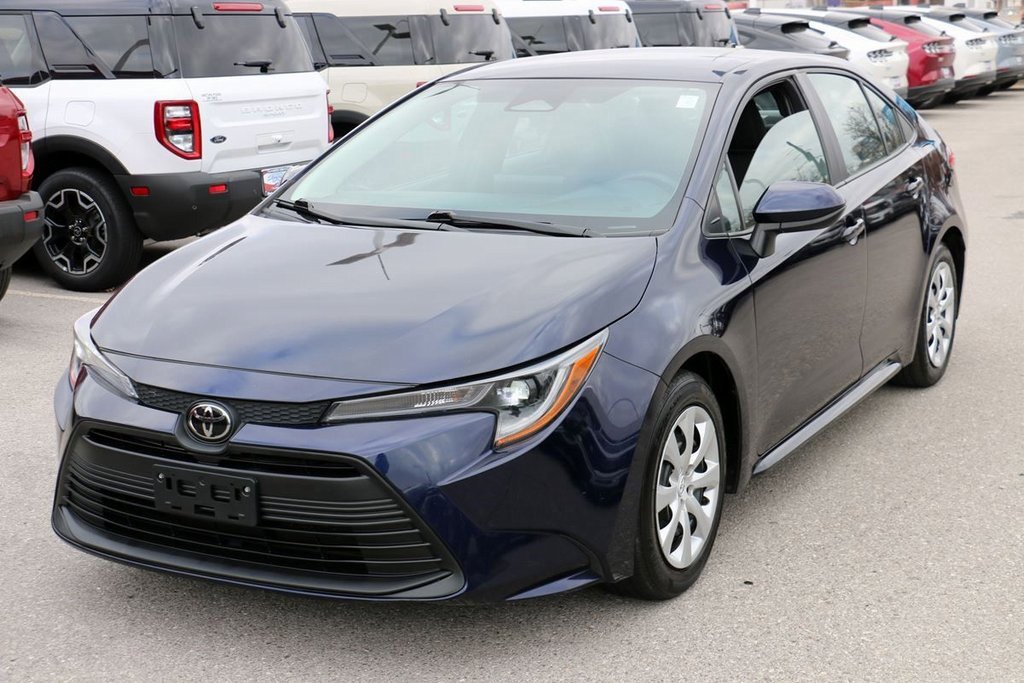 Used 2024 Toyota Corolla LE image 2