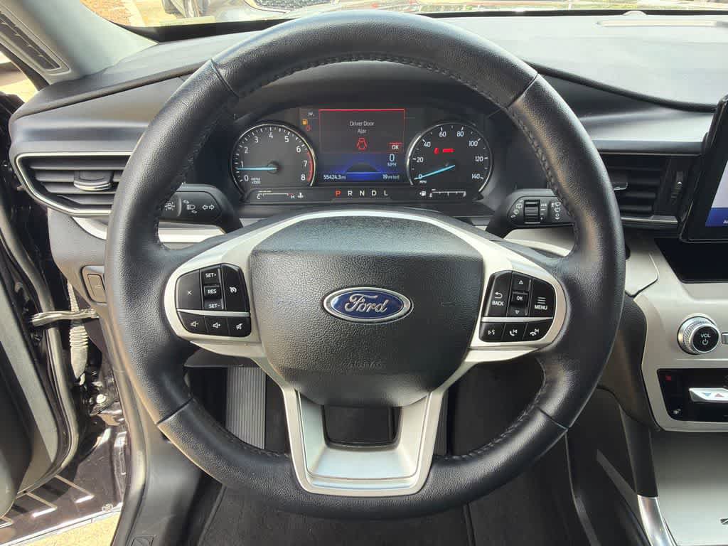 Certified 2023 Ford Explorer XLT w/ Equipment Group 202A AWD/4WD image 21