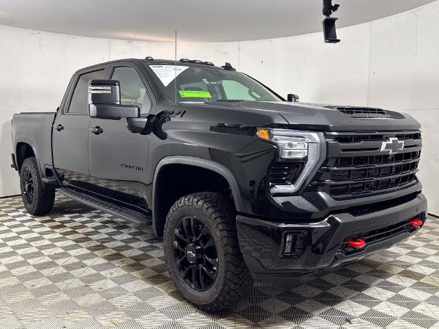 Used 2026 Chevrolet Silverado 2500 LTZ AWD/4WD image 1