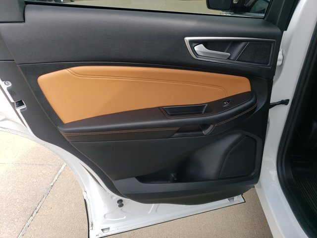 Certified 2024 Ford Edge Titanium w/ Titanium Elite Package AWD/4WD image 16