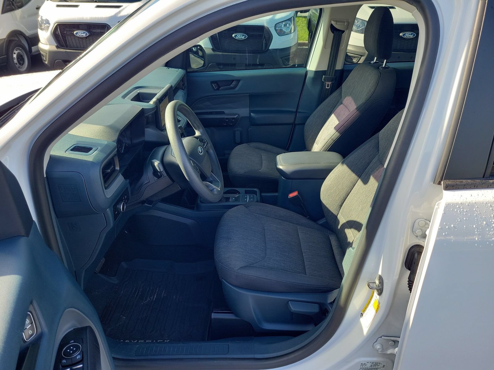 Certified 2023 Ford Maverick XLT w/ Black Appearance Package FWD image 14