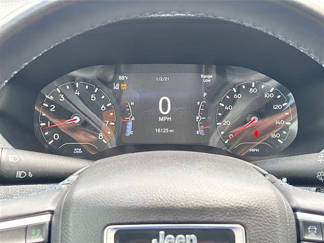 Used 2022 Jeep Compass Latitude w/ Sun and Sound Group AWD/4WD image 13