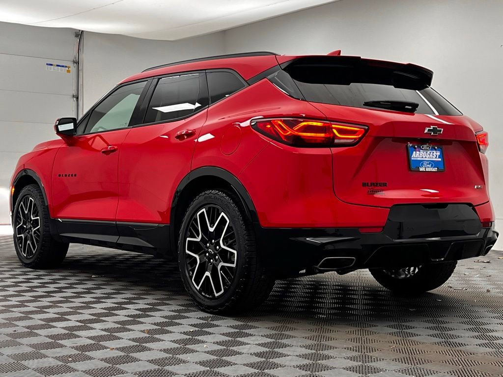 Used 2024 Chevrolet Blazer RS w/ Enhanced Convenience Package image 13