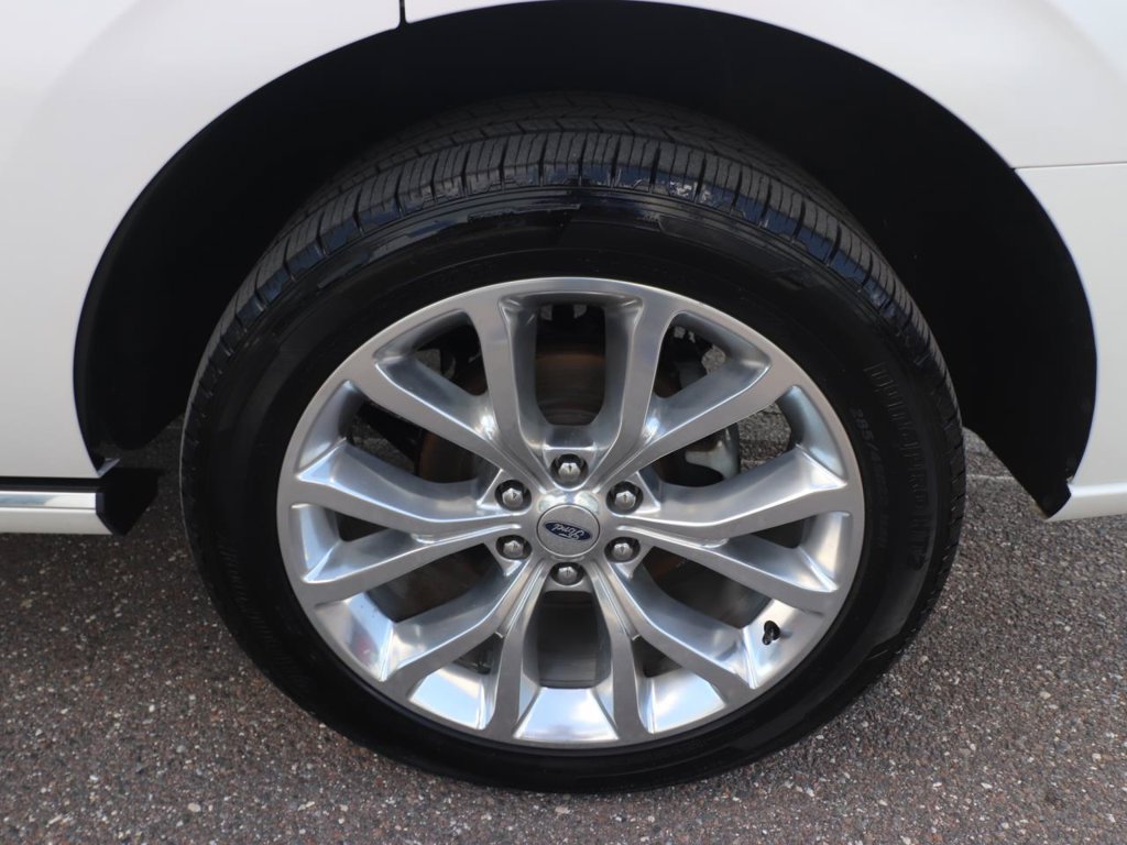Certified 2019 Ford Expedition Platinum RWD image 27
