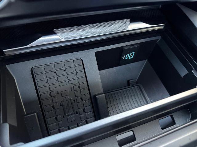 Certified 2024 Ford F450 Limited w/ FX4 Off-Road Package image 33