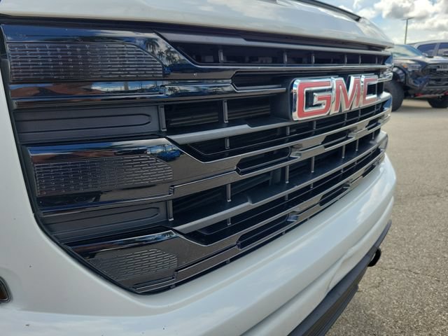 Used 2023 GMC Sierra 1500 Elevation AWD/4WD image 14