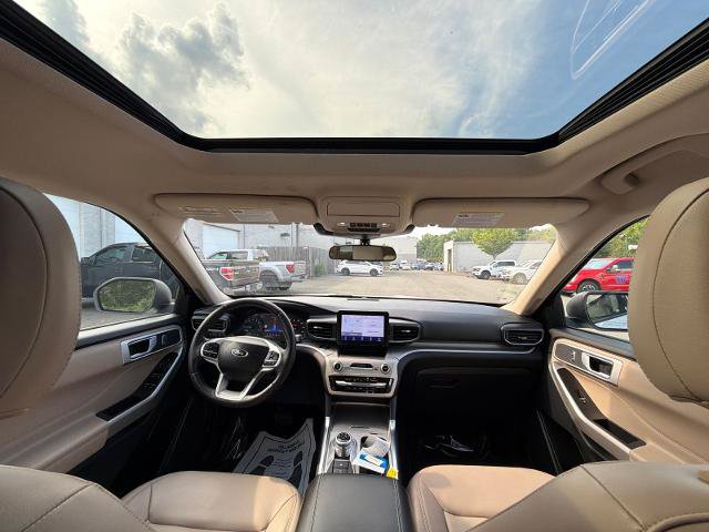 Certified 2023 Ford Explorer XLT w/ Equipment Group 202A AWD/4WD image 28