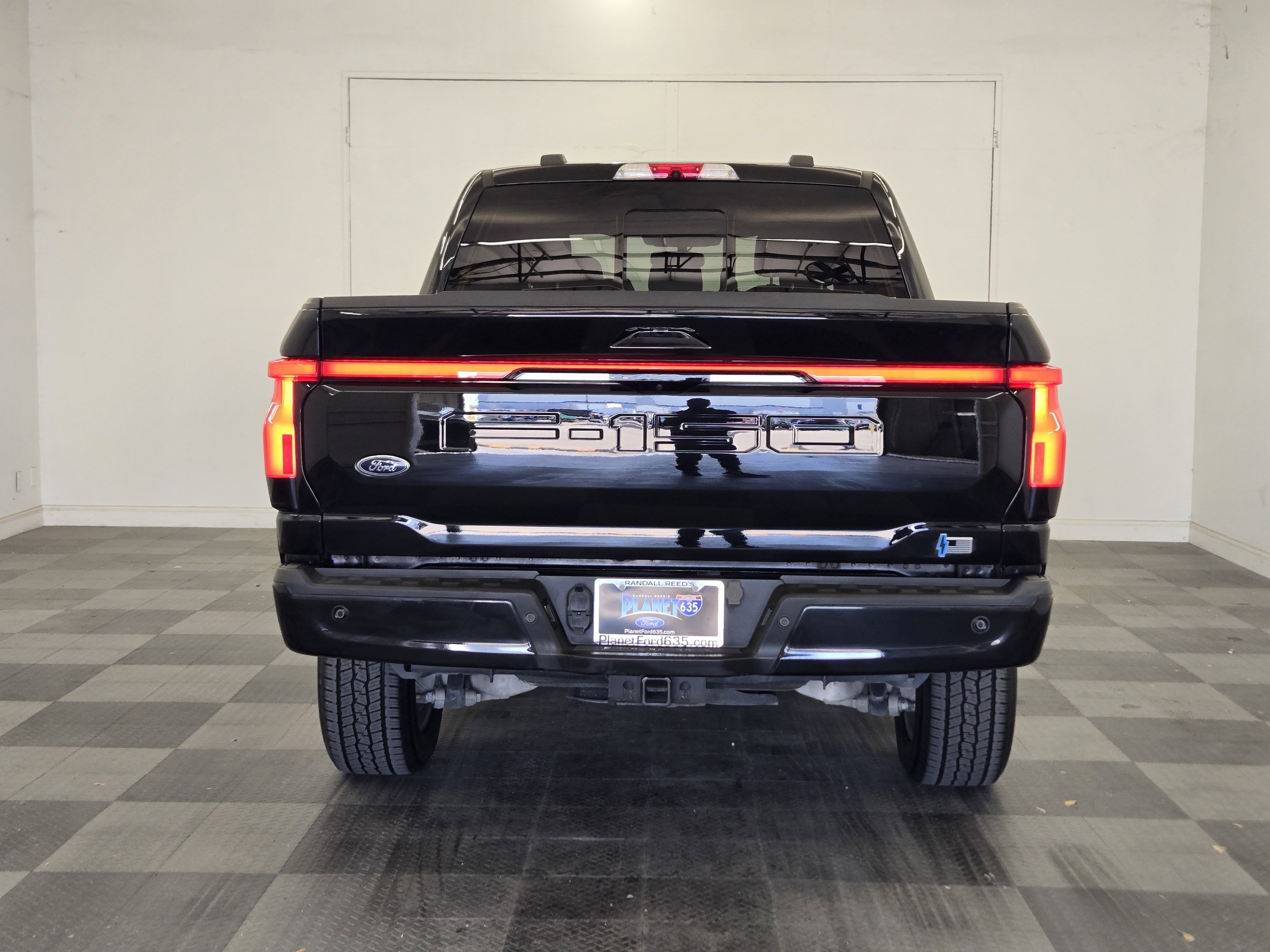 Certified 2023 Ford F150 Lightning Lariat w/ Tow Technology Package image 6