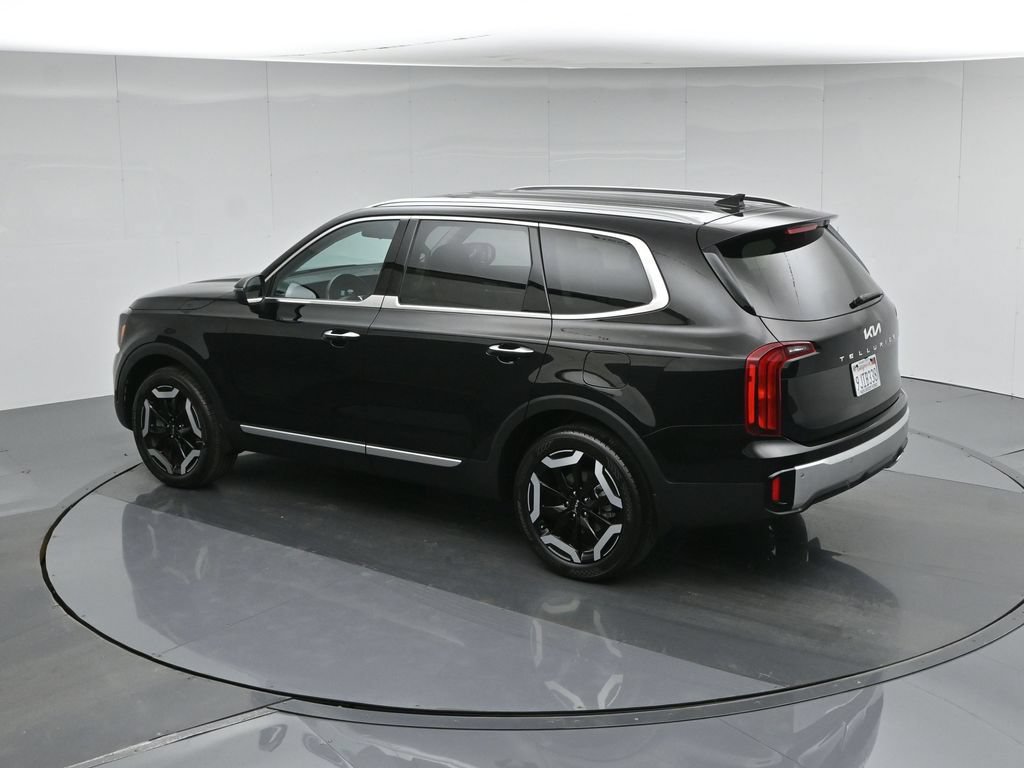 Used 2024 Kia Telluride S FWD image 48