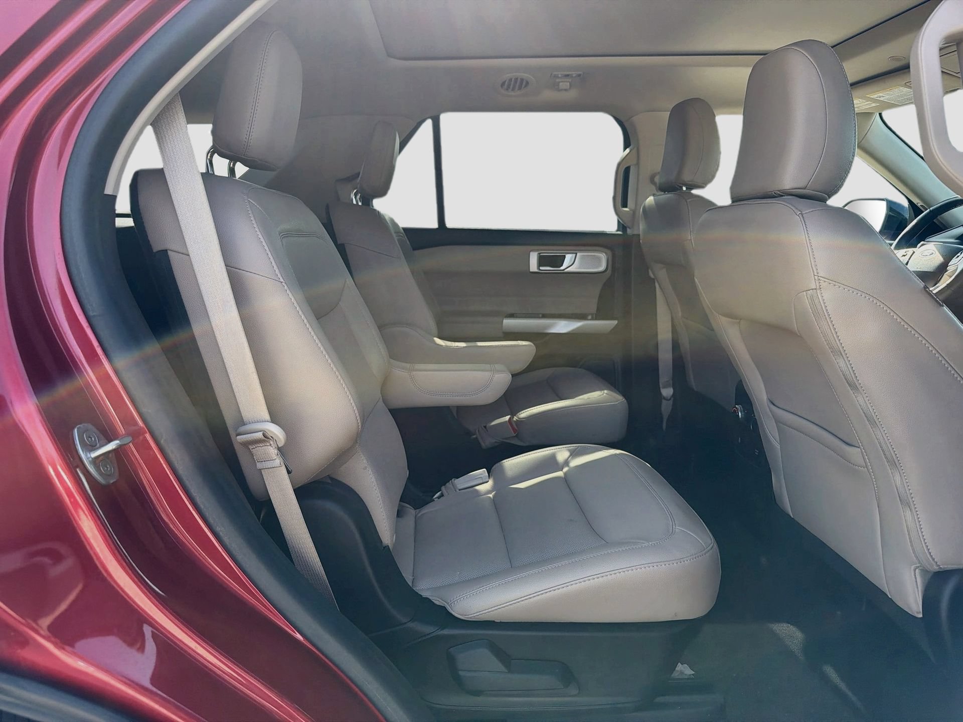 Certified 2023 Ford Explorer Limited w/ Limited Technology Package RWD image 29