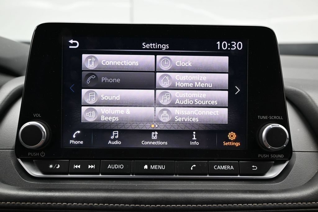 Used 2025 Nissan Rogue SV AWD/4WD image 28