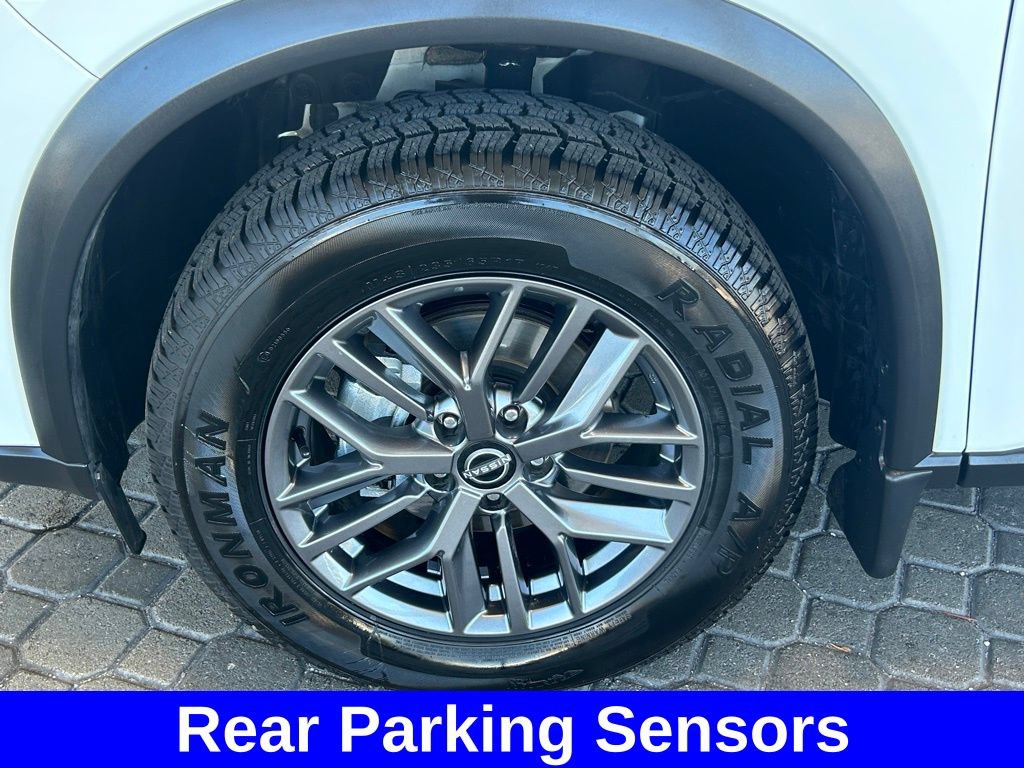 Used 2024 Nissan Rogue S AWD/4WD image 18