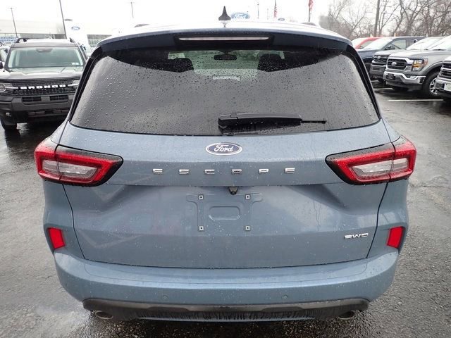 Certified 2024 Ford Escape ST-Line w/ Tech Pack #1 image 3