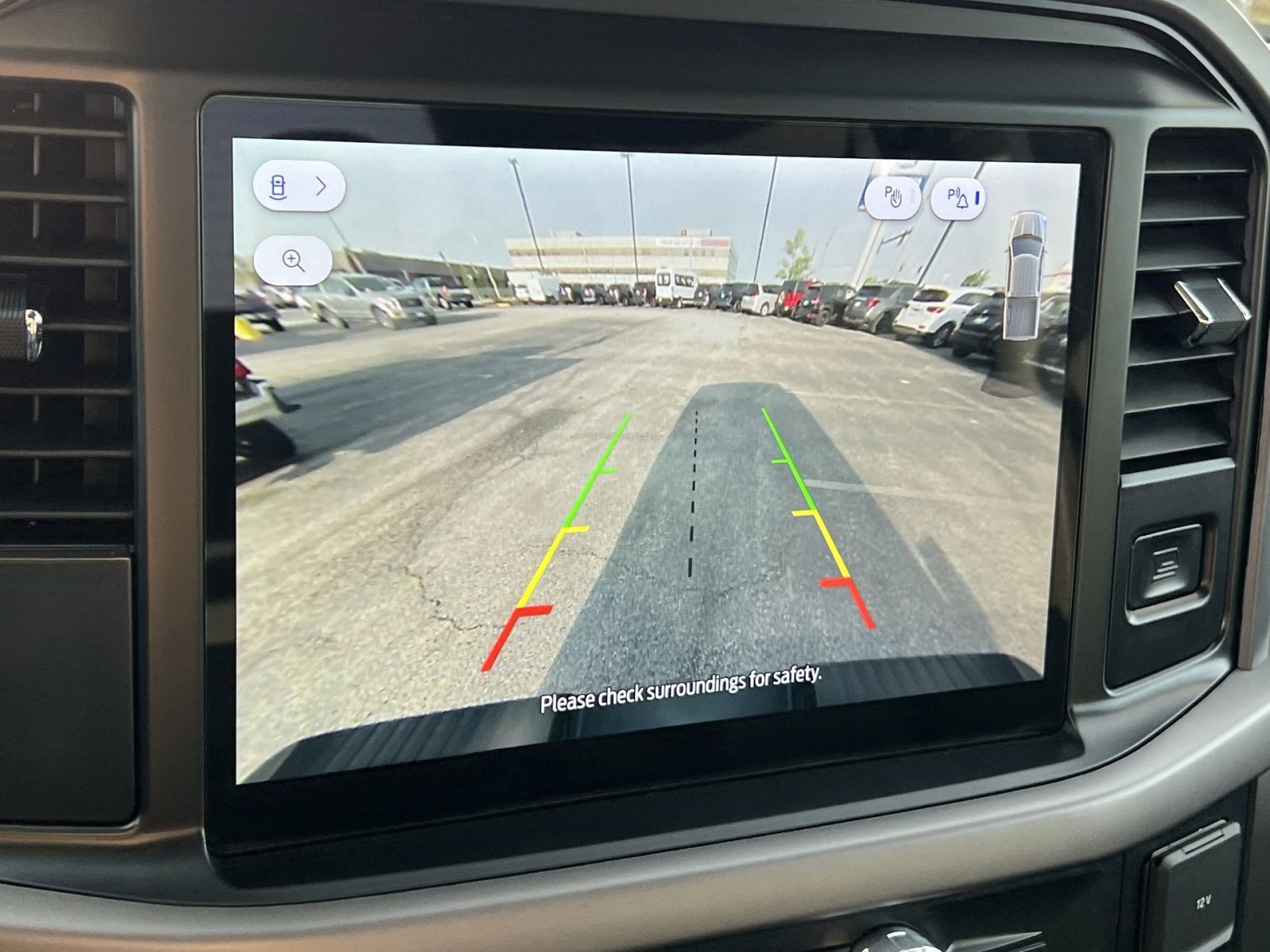 Certified 2025 Ford F150 XLT w/ Equipment Group 301A Standard image 27