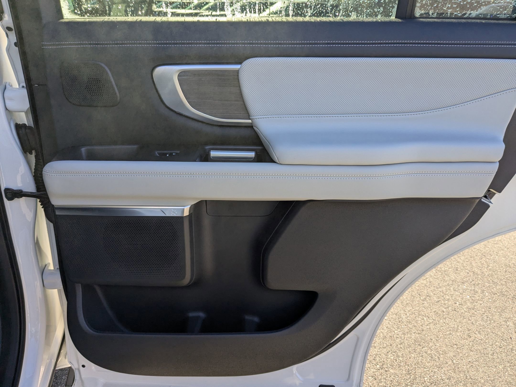 Certified 2025 Ford Expedition Platinum w/ Platinum Ultimate Package image 42