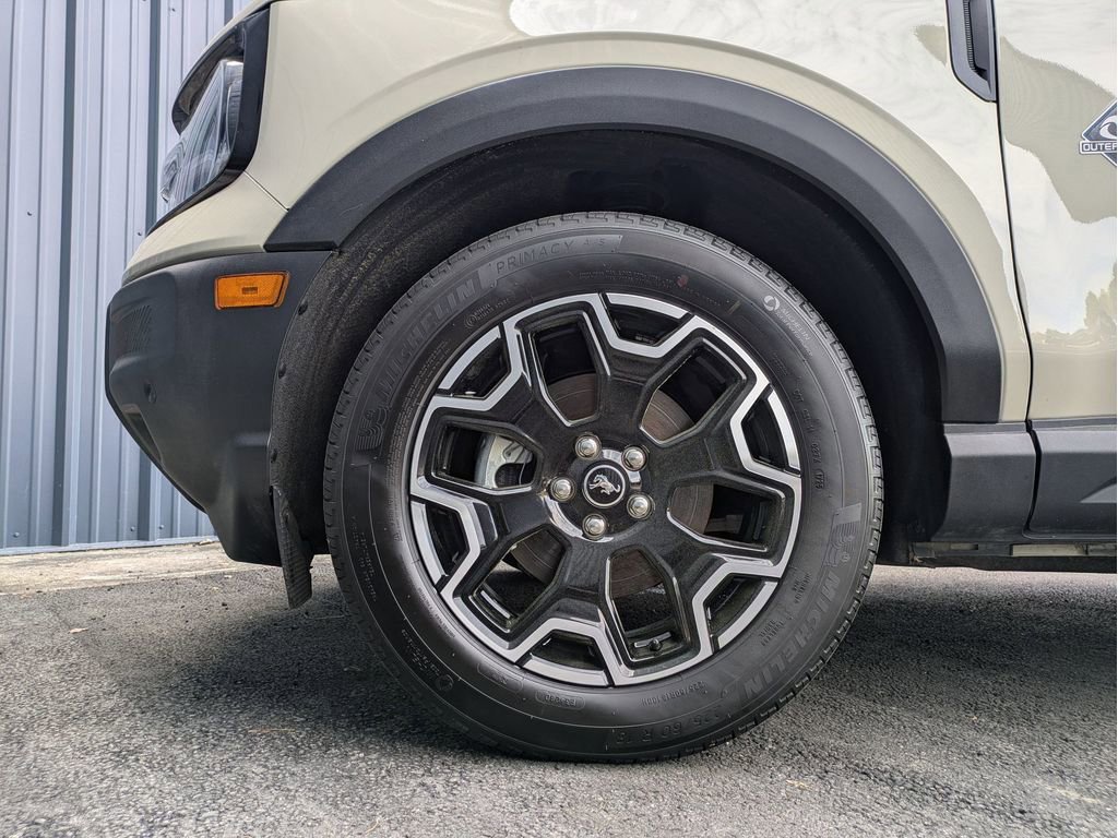 Certified 2025 Ford Bronco Sport Outer Banks w/ Outer Banks Tech Package+ AWD/4WD image 28