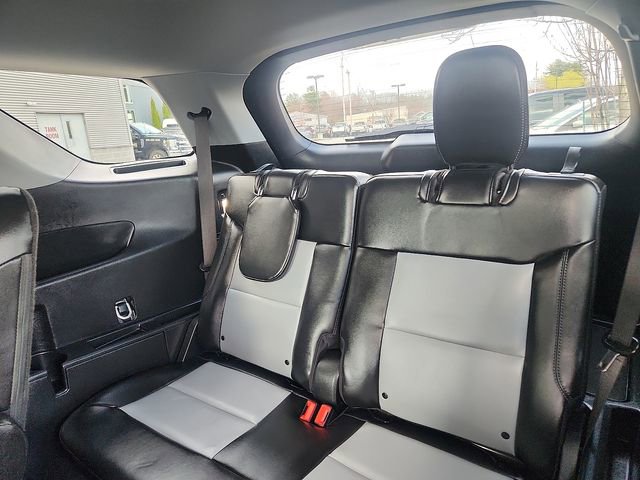 Certified 2023 Ford Explorer XLT w/ Equipment Group 202A image 28