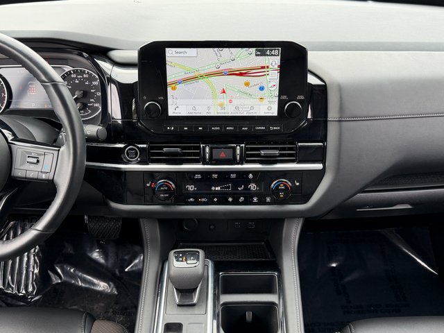 Used 2024 Nissan Pathfinder SL AWD/4WD image 32