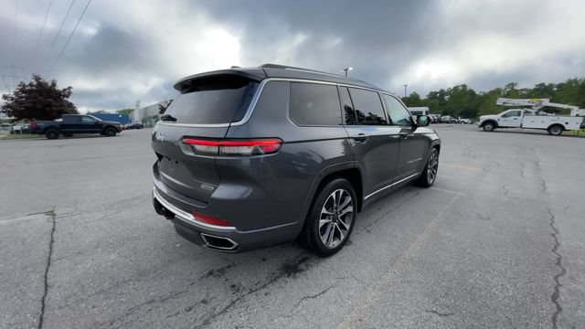 Used 2022 Jeep Grand Cherokee L Overland w/ Luxury Tech Group IV AWD/4WD image 9
